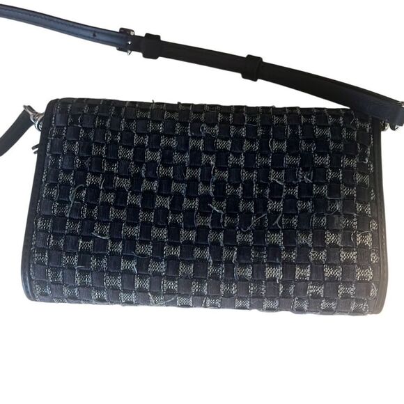 Tory Burch Thea Denim Navy Woven Flat Wallet Crossbody Bag NWT - Picture 8 of 11